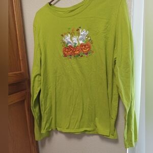 2x long sleeve Halloween shirt